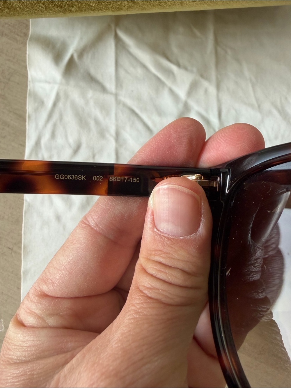 Gucci Women’s Tortoiseshell Cat-Eye Sunglasses - Brown Gradient - Picture 5 of 8